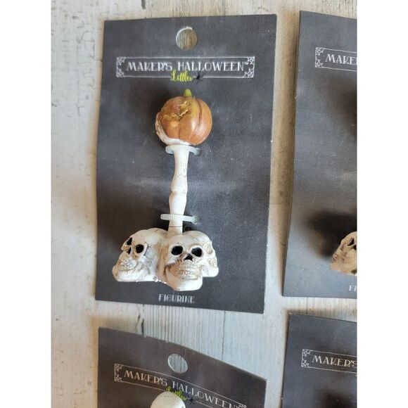 Makers Halloween skeleton pumpkin skull set village accessory - Picture 5 of 6